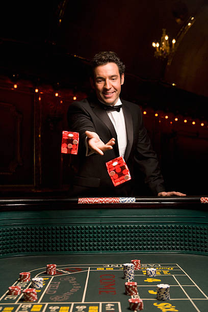 Live-dealer table alongside Reactoonz on one account